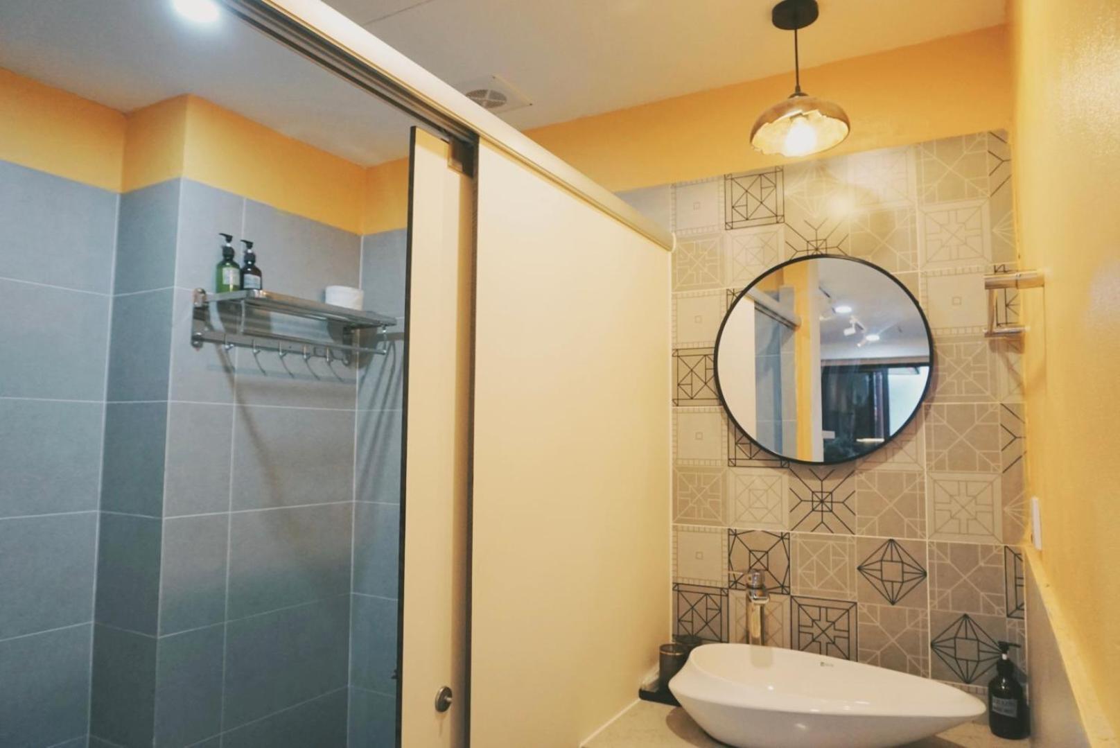 The Shilla Apartment Hanoi Esterno foto
